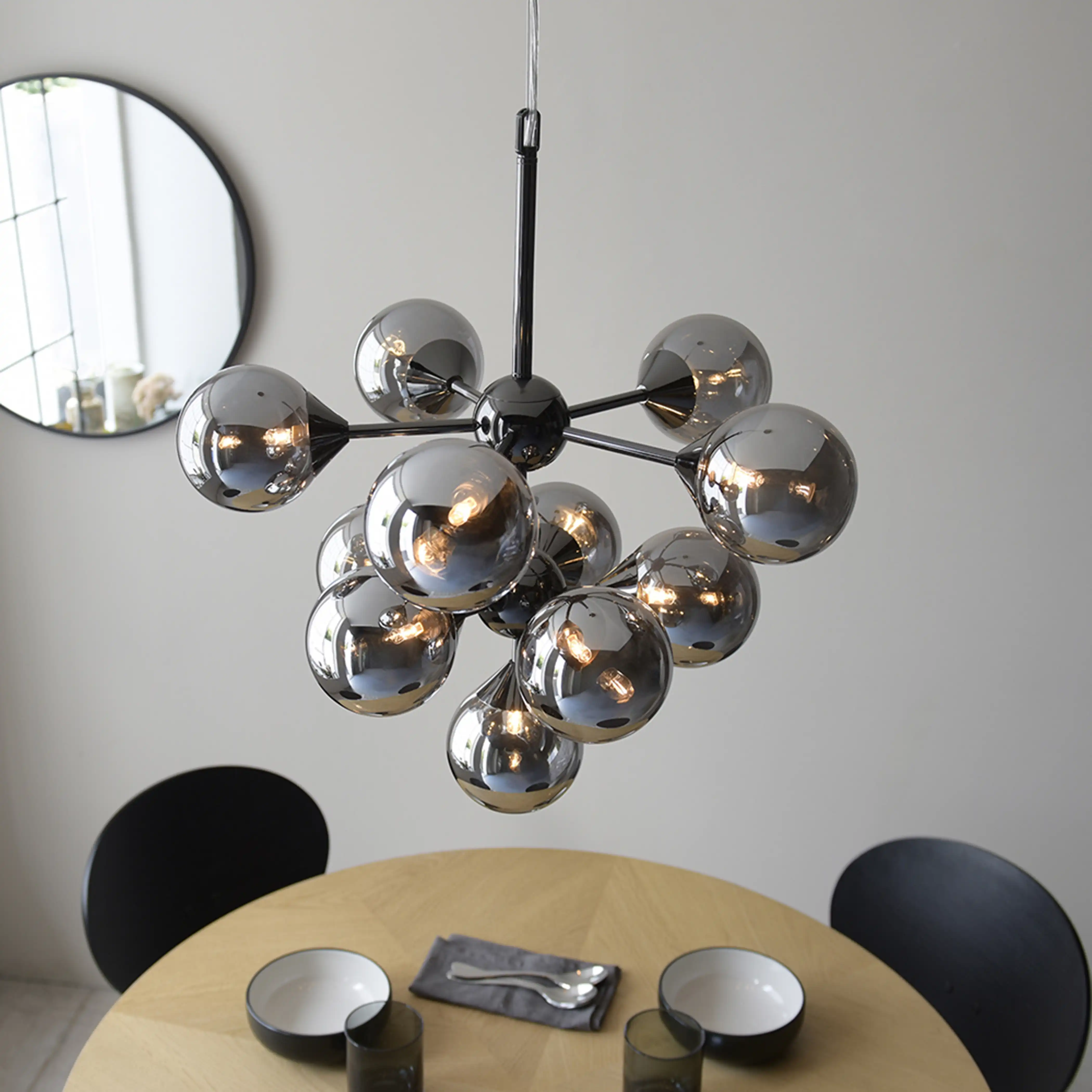 Oscar 11 Light Pendant Light | Black - Image 4