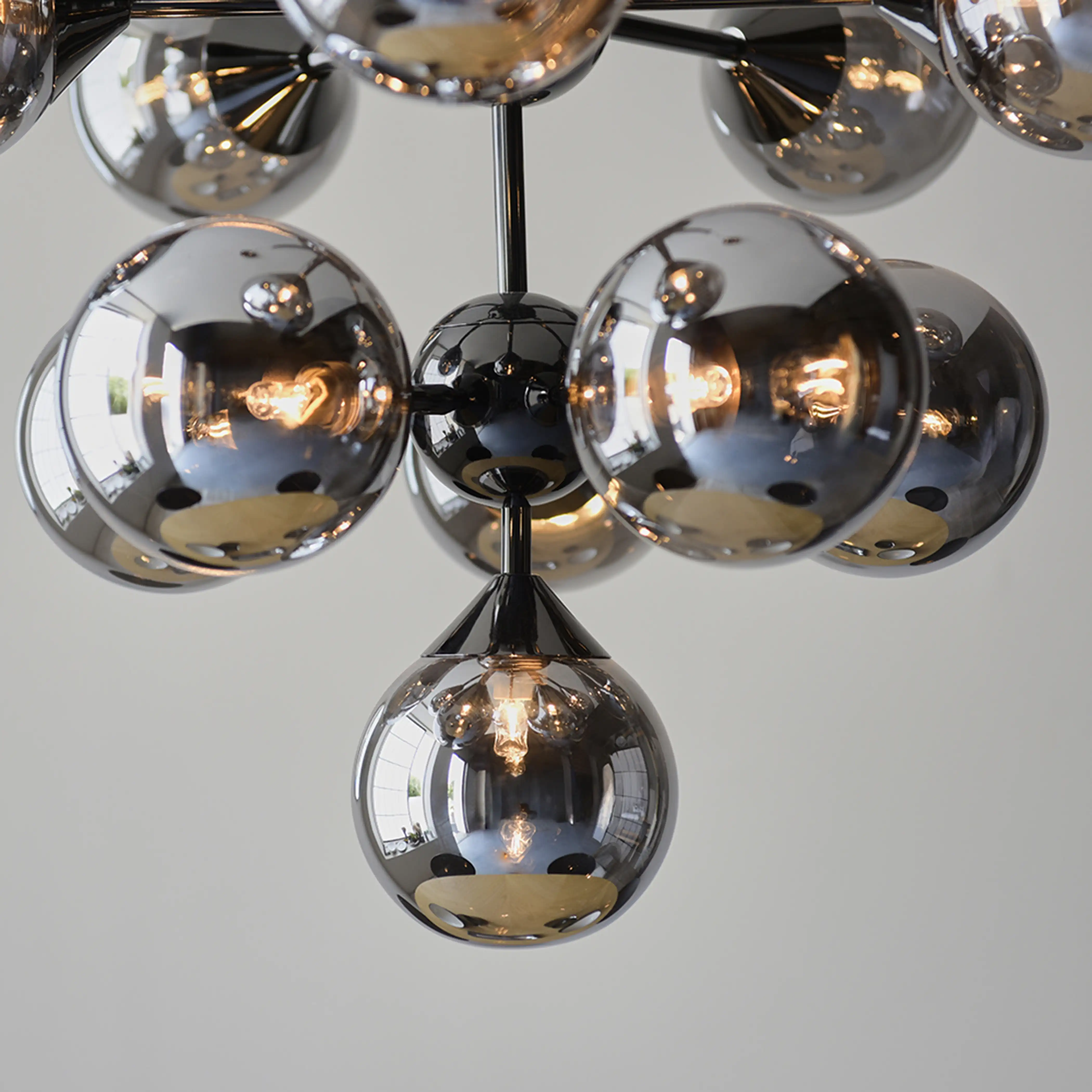 Oscar 11 Light Pendant Light | Black - Image 5