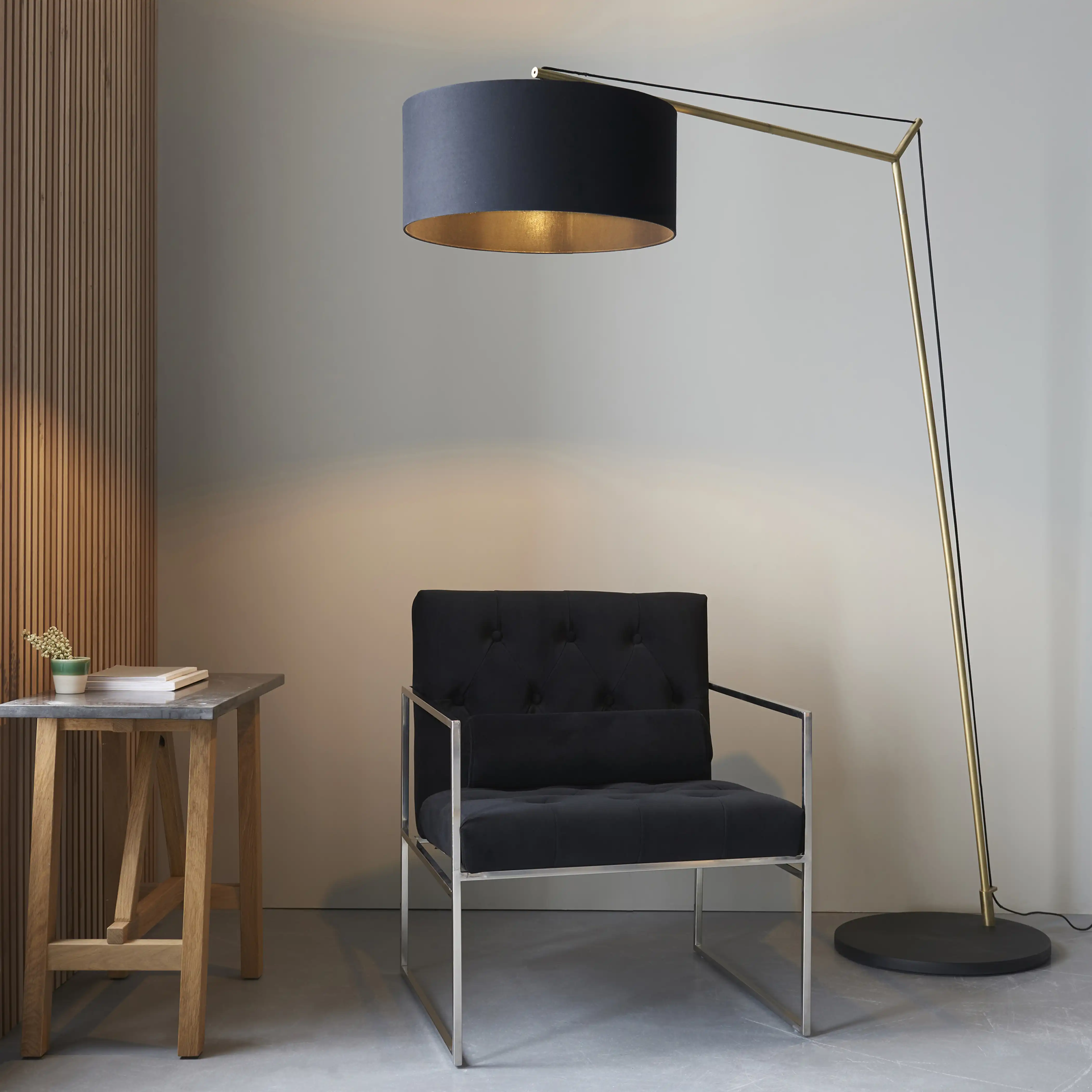 Redbridge Arched Floor Lamp | Black - Image 2