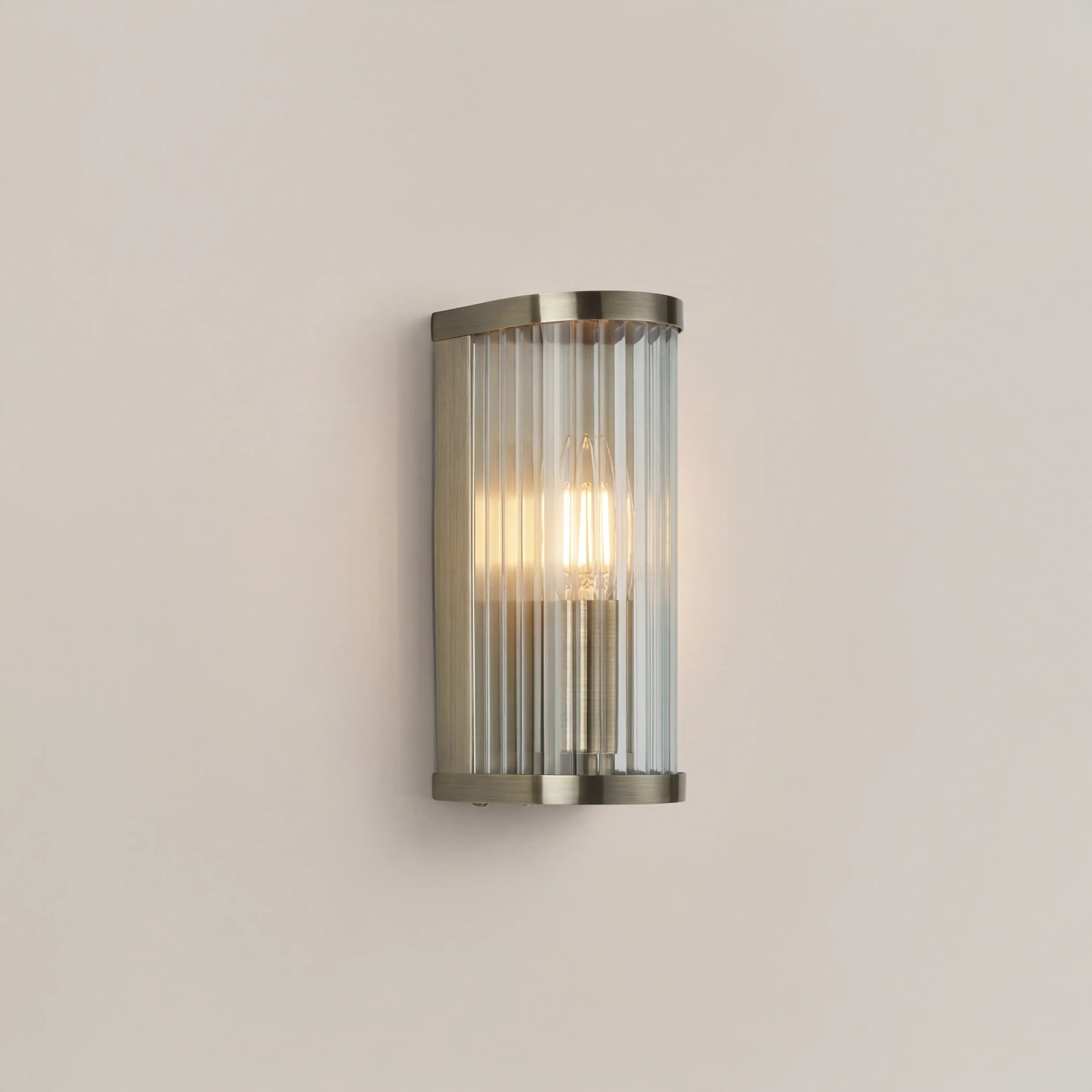 Ridgeton Wall Light | Brass - Image 5
