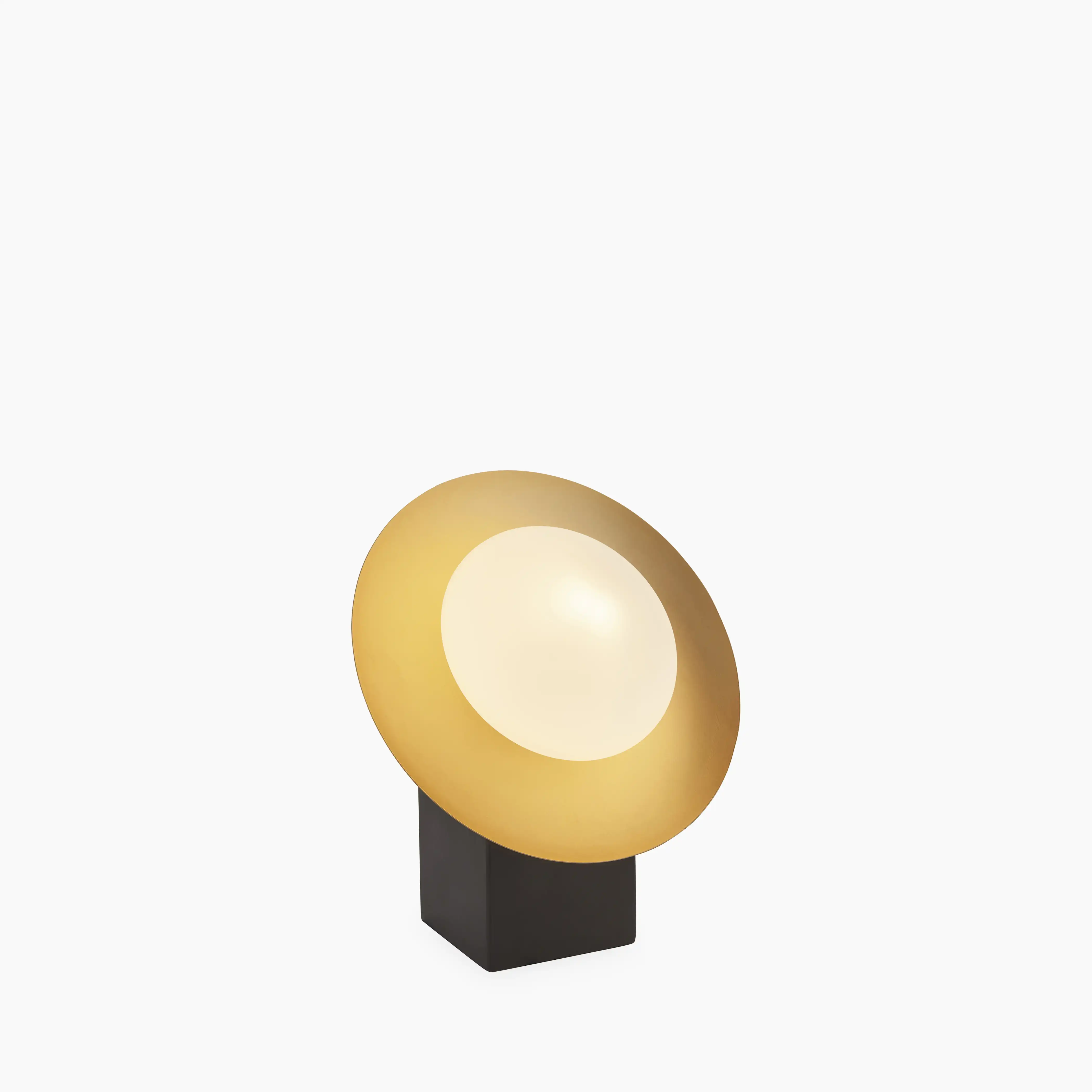 Temuka Table Lamp | Brass & Black - Image 10