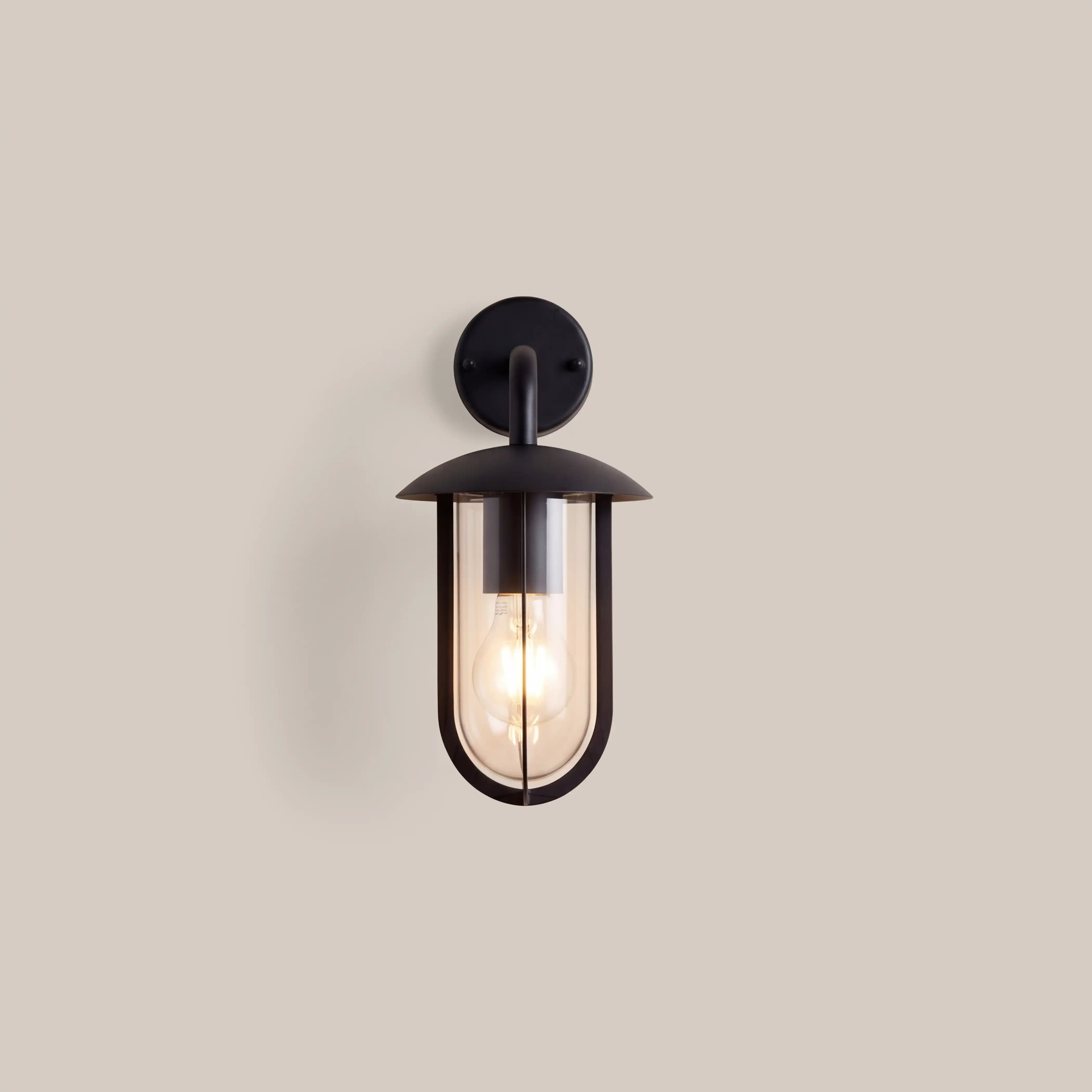 Verona Outdoor Wall Light | Black - Image 2